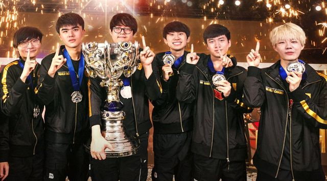 中国足球的 中国足球的